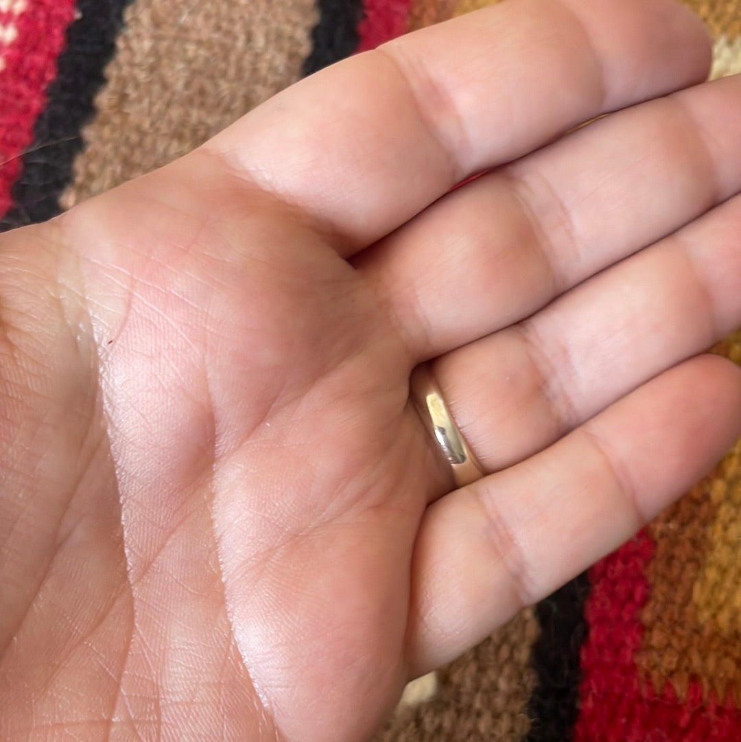 Beautiful Navajo Sterling Silver Pink Dream Ring