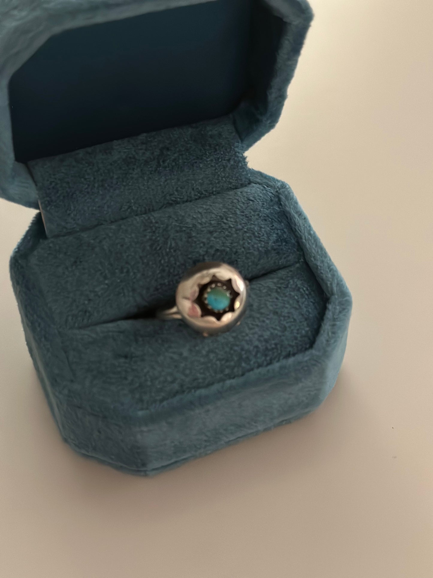 Beautiful Sterling Silver Shadowbox Kingman Turquoise Ring
