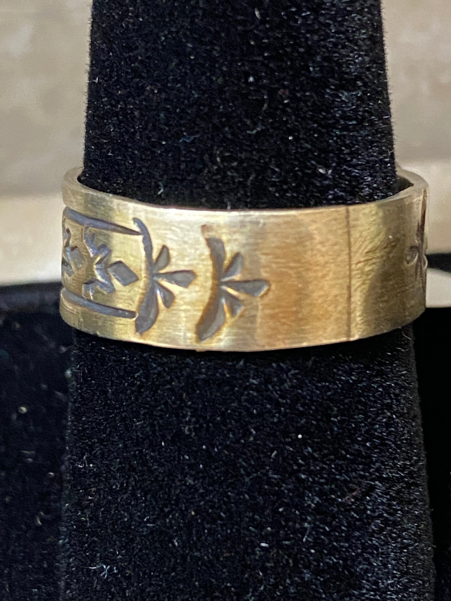 Navajo Sterling Silver Tribal Ring Size 9.5