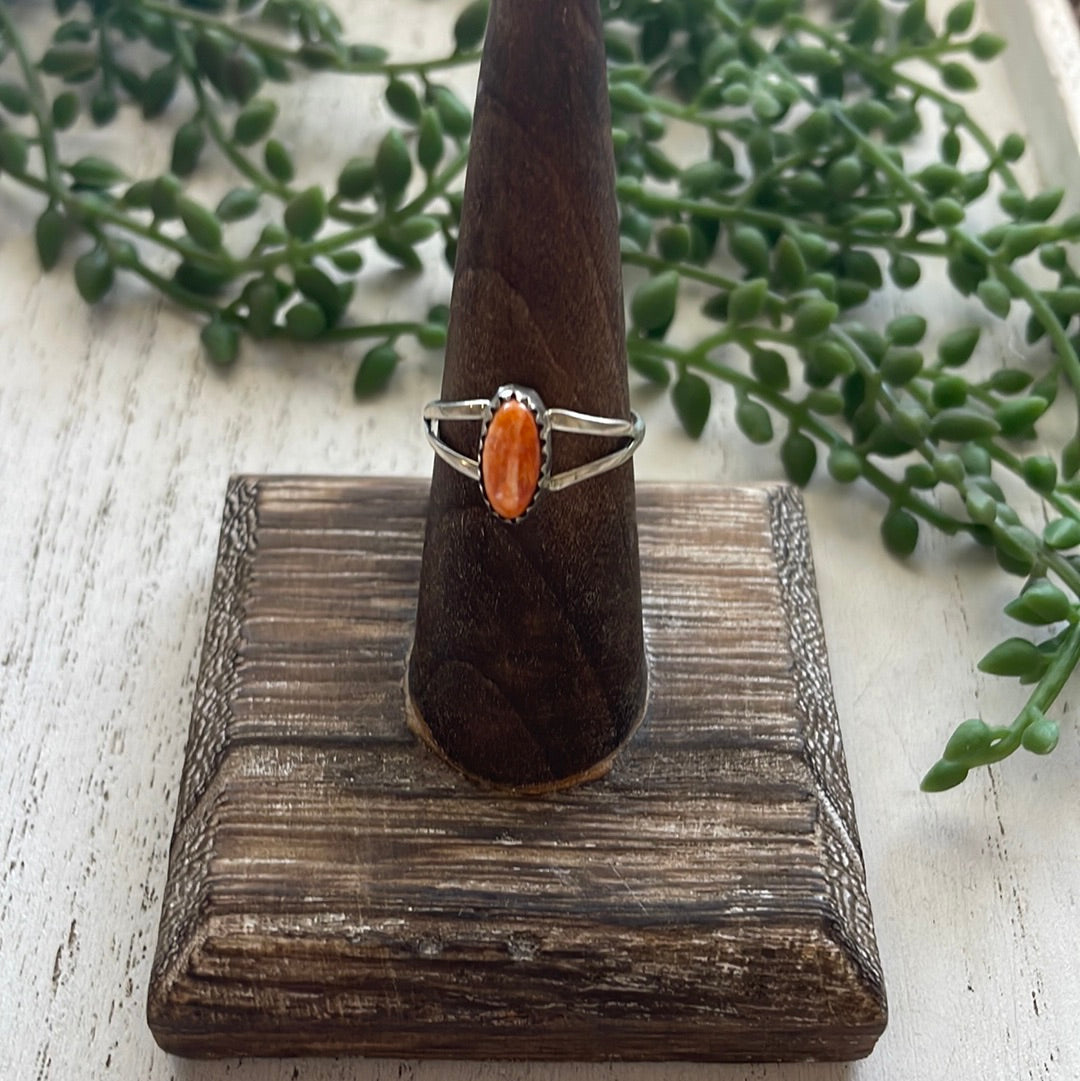 Navajo Sterling Silver Single Stone Orange Spiny Ring