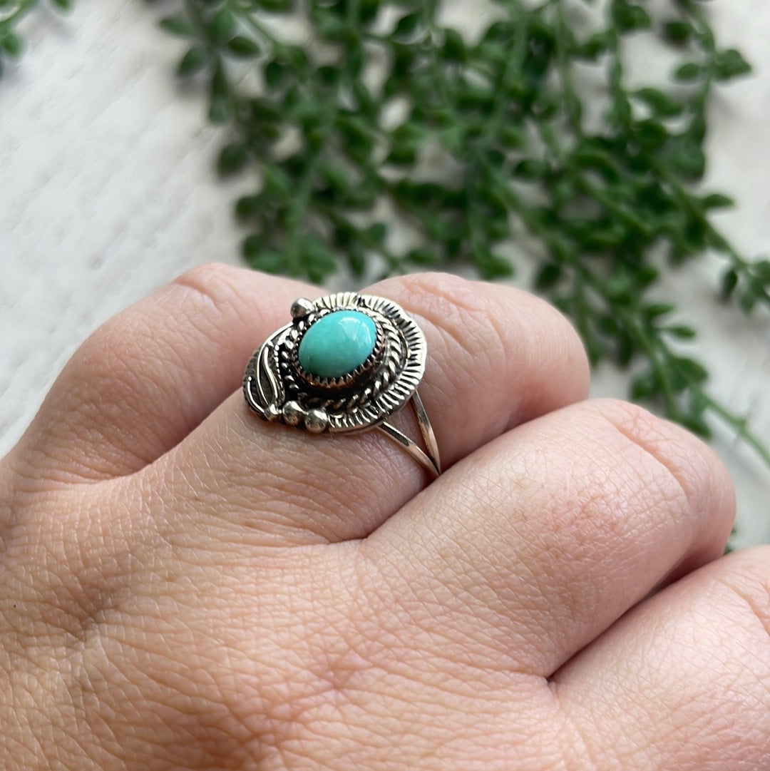 Navajo Single Stone Turquoise Sterling Silver Ring