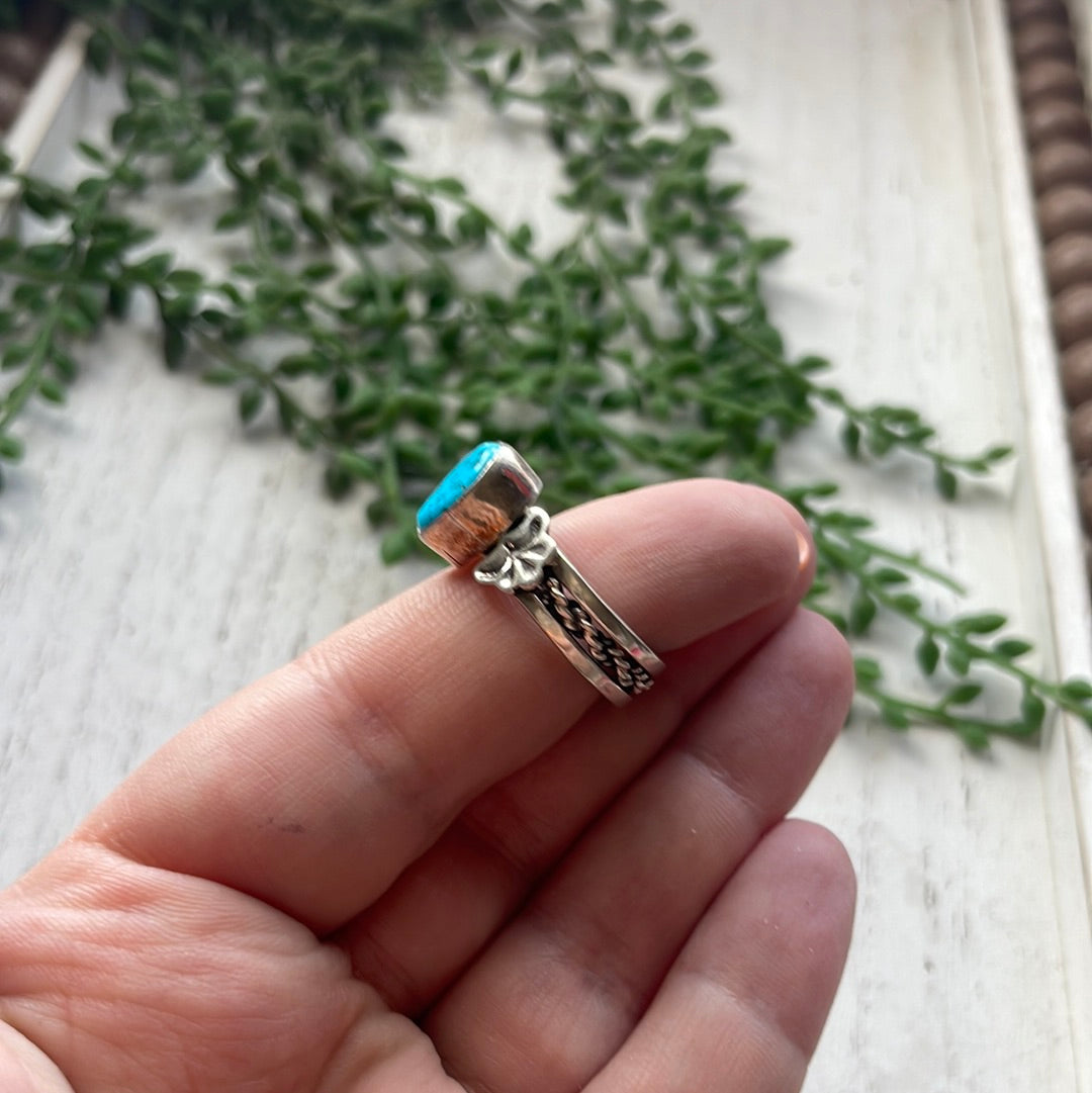 Navajo Sterling Silver Single Stone Turquoise Twisted Band Ring