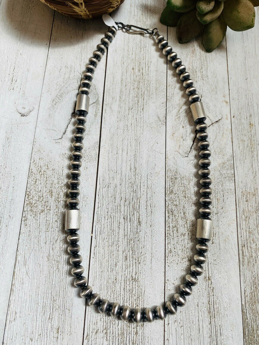 Navajo Sterling Silver Disc Bead 22 Inch Necklace