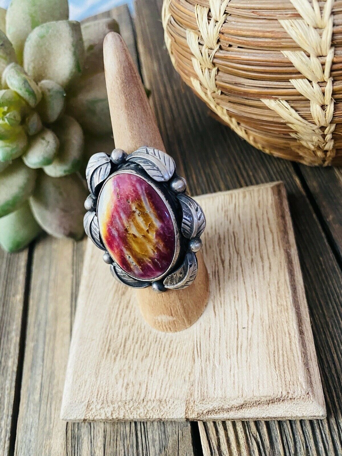 Beautiful Purple Spiny & Sterling Silver Navajo Ring Size 6 By Betta Lee