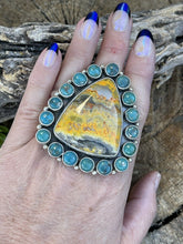 Load image into Gallery viewer, Navajo Turquoise &amp; Bumble Bee Cluster Jumbo Ring Size 7