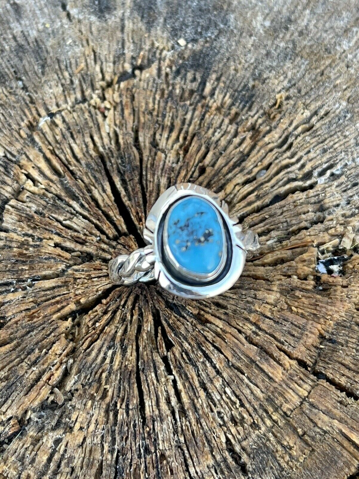 Navajo Sterling Silver Kingman Turquoise Rope Ring