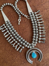 Load image into Gallery viewer, Vintage Navajo 1970’s Kingman Turquoise &amp; Sterling Squash Blossom Necklace