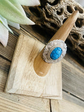Load image into Gallery viewer, Vintage Old Pawn Hand Crafted Sterling Silver &amp; Turquoise Ring Size 7