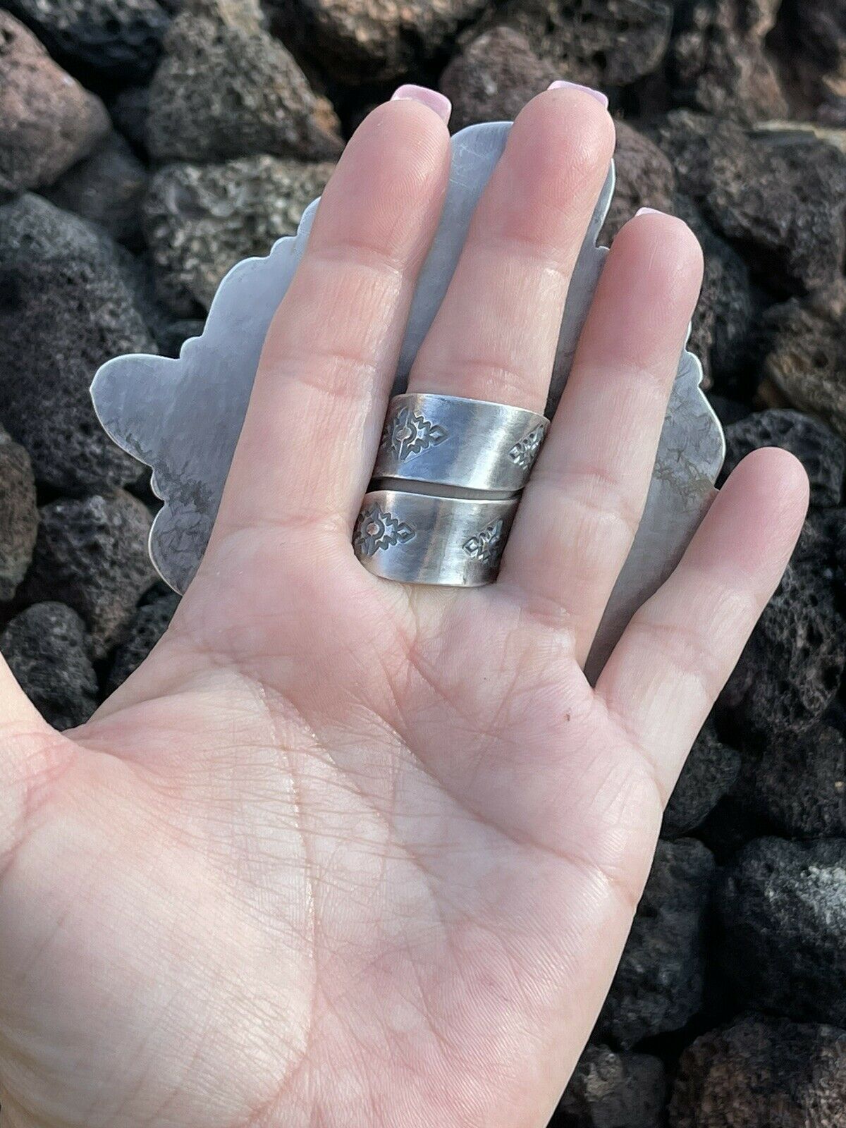 Gorgeous Navajo Sterling Silver Coin & Kingman Turquoise Adjustable Ring