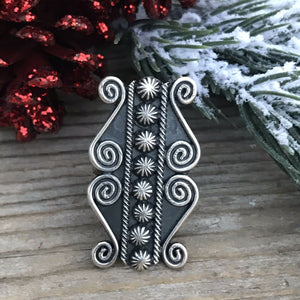 Beautiful Navajo Sterling Ring Size 7.5