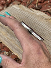 Load image into Gallery viewer, Navajo Purple Spiny &amp; Sterling Silver Ring Size 6