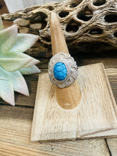 Load image into Gallery viewer, Vintage Old Pawn Hand Crafted Sterling Silver &amp; Turquoise Ring Size 7