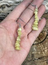 Load image into Gallery viewer, Navajo Sterling Silver Yellow Quartz Chip Dangle Earrings