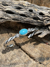 Load image into Gallery viewer, Navajo Sterling Robin Blue Turquoise Southwest Rope Bracelet Cuff