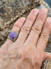 Load image into Gallery viewer, Navajo Purple Spiny Oyster &amp; Sterling Silver Square Ring Signed &amp; Stamped
