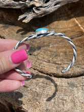 Load image into Gallery viewer, Navajo Sterling Robin Blue Turquoise Southwest Rope Bracelet Cuff