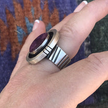 Load image into Gallery viewer, Navajo Purple Spiny Oyster &amp; Sterling Silver Ring Size 5.5 Signed &amp; Stamped