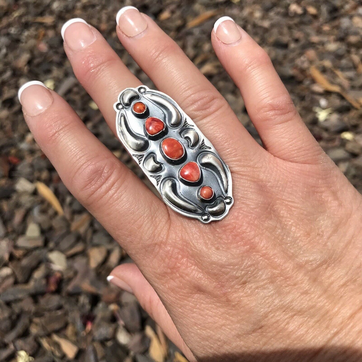 Navajo Sterling Silver Orange Spiny Oyster 5 Stone Ring