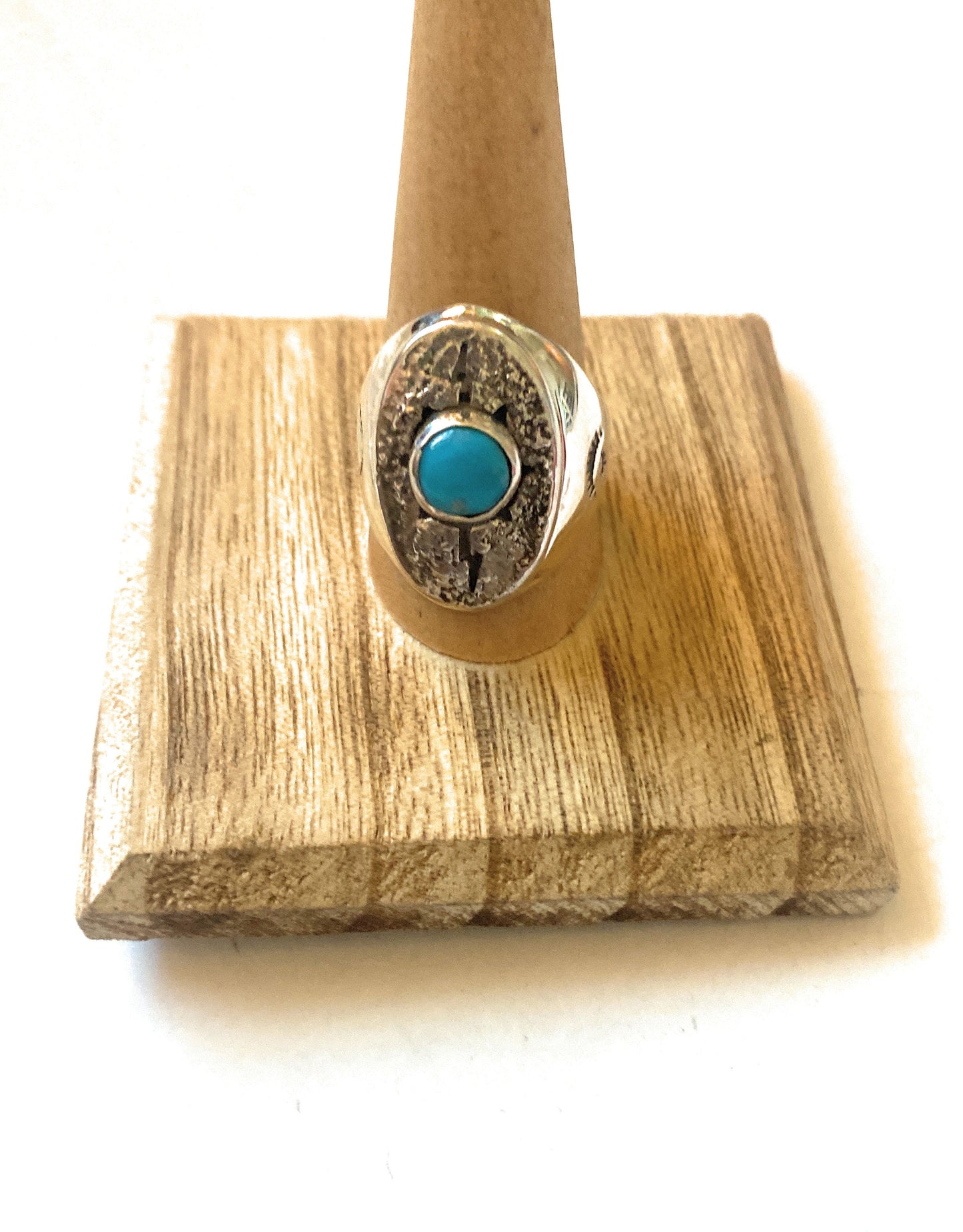 Navajo Kingman Turquoise & Sterling Silver Ring Size 10