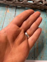 Load image into Gallery viewer, Old Pawn Navajo Sterling Silver &amp; Charorite Ring Size 7.5