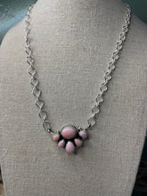 Load image into Gallery viewer, Navajo Queen Pink Conch Shell And Sterling Silver Necklace Signed Sheila
