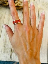 Load image into Gallery viewer, Navajo Sterling Silver &amp; Orange Spiny Inlay Band Ring Size 6.5