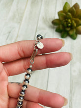 Load image into Gallery viewer, Navajo Turquoise &amp; Sterling Silver Beaded Necklace 20”