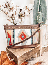 Load image into Gallery viewer, The Kolby Saddle Blanket Purse - Cream