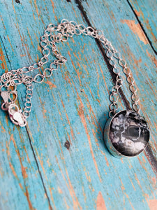 Navajo Sterling Silver & White Buffalo Necklace Signed