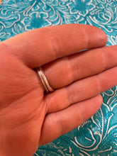 Load image into Gallery viewer, Old Pawn Navajo Sterling Silver &amp; Turquoise Ring Size 10.5