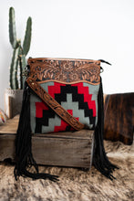 Load image into Gallery viewer, The Maddox Saddle Blanket Purse - Red &amp; Black