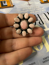 Load image into Gallery viewer, Navajo Pink Conch And Sterling Silver Cluster Ring By Sheila Becenti