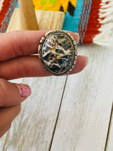 Load image into Gallery viewer, Navajo Sterling Silver And White Buffalo Ring Size 4.5 Signed