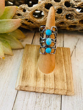 Load image into Gallery viewer, Beautiful Turquoise &amp; Sterling Silver Ring Size 6