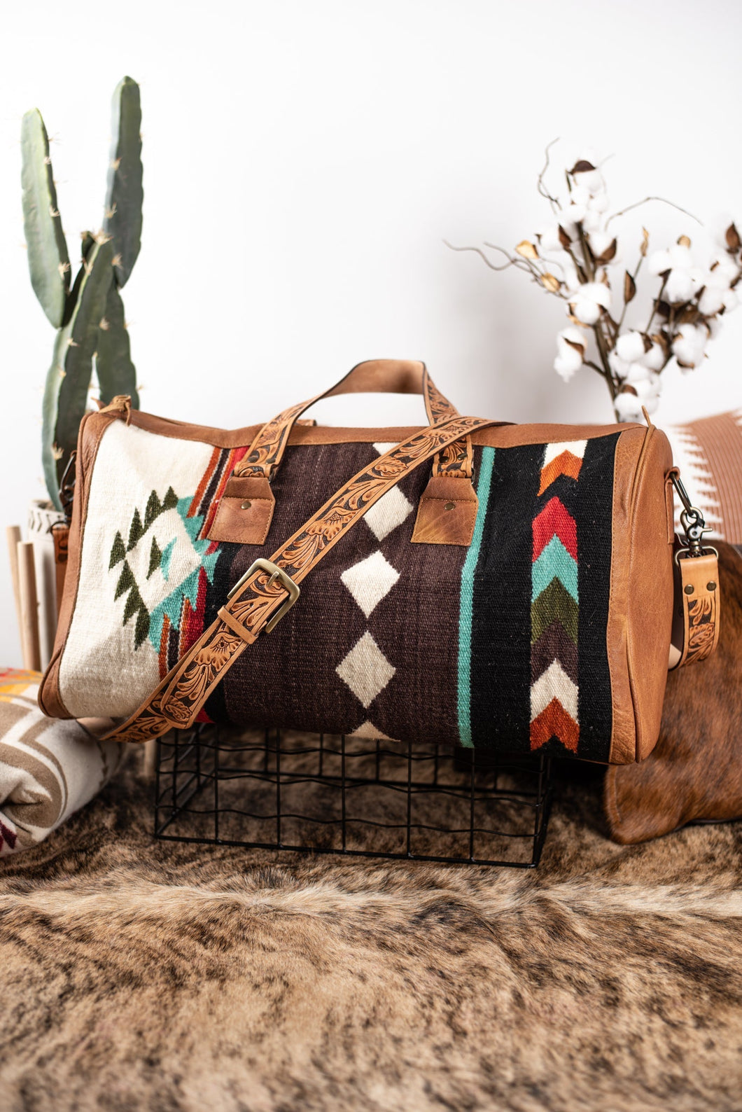 Travelin’ Man Duffle Bag - Charger