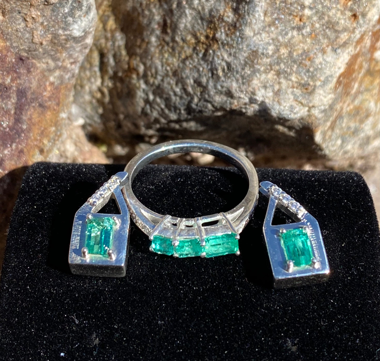 Colombian Emerald Earrings & Emerald Ring Set in Sterling Silver set 1